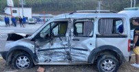 Marmaris’te feci kaza! Personel servisiyle otomobil çarpıştı: 1 ölü 7 yaralı