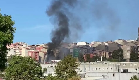 Bağcılar Matbaacılar Sitesi'nde yangın!