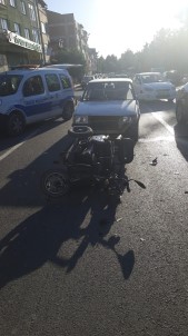 Burdur'da Otomobille Çarpisan Motosiklet Sürücüsü Agir Yaralandi