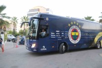 Fenerbahçe, Alanya'da Mesale Ve Çiçeklerle Karsilandi Haberi