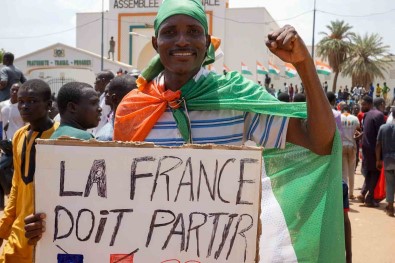 Fransa, Nijer'deki Askerlerini Yil Sonuna Kadar Geri Çekecek