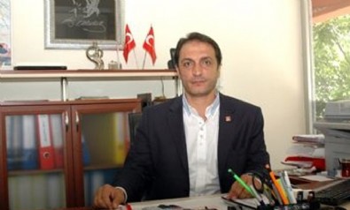 CHP yine şaşırtmadı! Şehitlikteki içki rezaletine ödül: Yeniden başkan seçildi