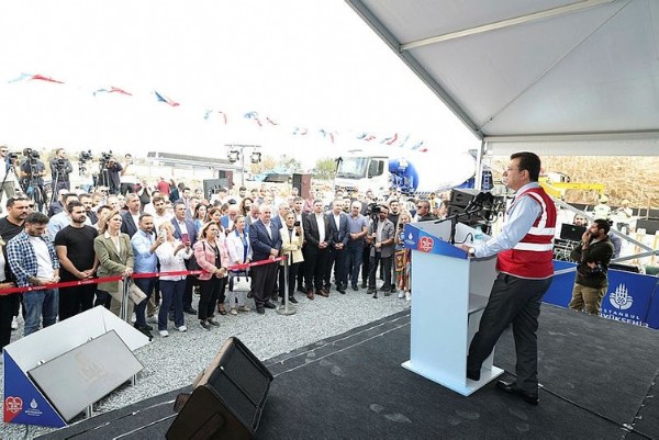 Katılım az olunca sinirlerine hakim olamadı! İmamoğlu ilçe başkanını fırçaladı: Rezillik!