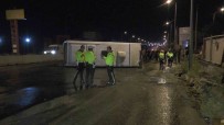 Kayseri'de Gece Vardiyasina Giden Isçi Servisi Devrildi Açiklamasi 6 Yarali