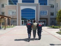 Burdur'da Jandarmanin 20 Günlük Asayis Uygulamalarinda Yakalanan 5 Sahis Tutuklandi