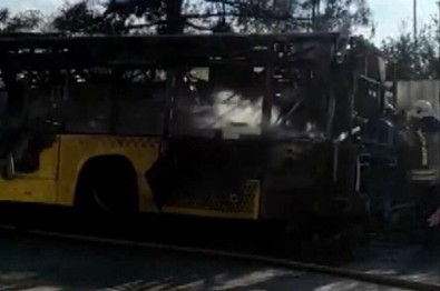 Bakımsız araçlar adeta ölüm saçıyor: Alev alev yanan İETT otobüsü küle döndü