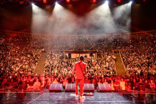 Yeni şarkısı hakkında konuştu