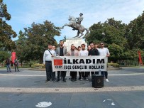 Ilkadim Gençlik Kollari'ndan Kiliçdaroglu'na 'Aday Olma' Çagrisi
