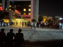 Diyarbakir'da Damada Kalasnikof Ile Saldiri Açiklamasi 1'I Agir 2 Yarali