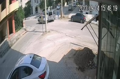 Osmaniye'de Kaza Yapan Otomobilin Çarptigi Yaya Hayatini Kaybetti