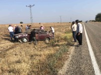 Adana'da Otomobil Takla Atti Açiklamasi 3 Yarali