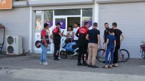 Kilis'te Is Yerinde Biçakli Kavga Açiklamasi 2'Si Agir 3 Yarali