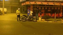 Edirne'de Devrilen Motosikletin Sürücüsü Yaralandi