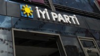 İYİ Parti İzmir’de deprem... İl Başkanı görevden alındı, yönetimden istifa kararı!