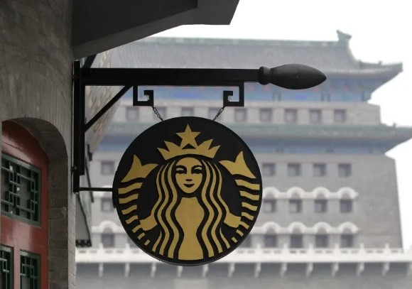 Cinsel taciz ve çocuk işçi skandallarıyla gündeme gelmişti: Starbucks’a bir dava daha!