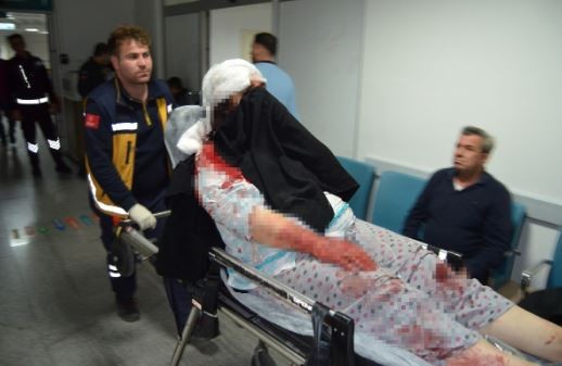 Aksaray'da 40 yıllık evli çiftin kavgası kanlı bitti: Vazoyla birbirlerini dövdüler