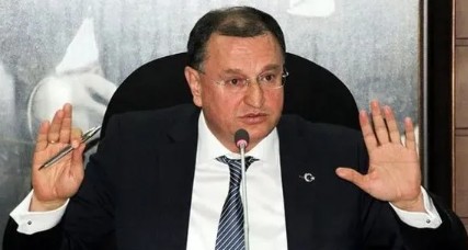 CHP’de belediye adayları çatlağı... Eren Erdem’den ironiyle tepki