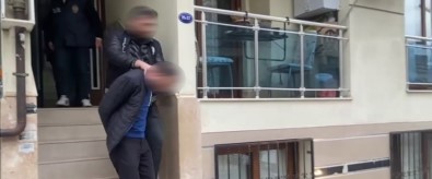Izmir'de Fuhus Çetesine Operasyon Açiklamasi 3 Tutuklama