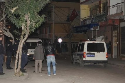 İzmir'de hareketli anlar: 12 yıl önceki cinayetin firari hükümlüsü yakalandı!
