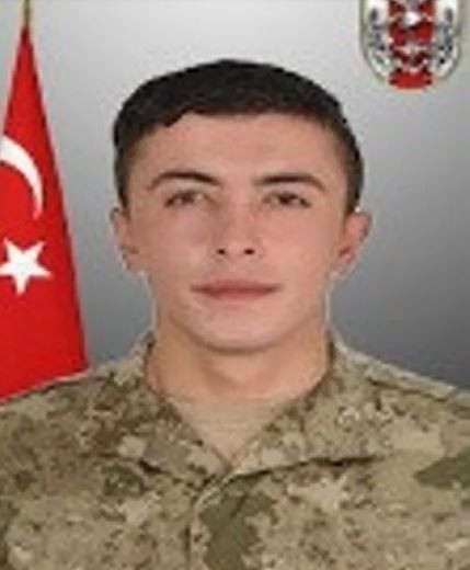 Türkiye kahramanlarını uğurluyor! Pençe-Kilit şehitlerimiz için memleketlerinde tören...