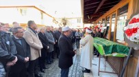 Kiliçdaroglu, CHP'li Altay'in Babasinin Cenazesine Katildi Haberi