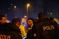 Zeytinburnu E-5 Karayolu'nda Feci Kaza Açiklamasi 1'I Agir 4 Yarali