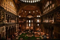 Ayasofya-I Kebir Camii Serifi'ne Turistik Amaçli Ziyaretler Basladi