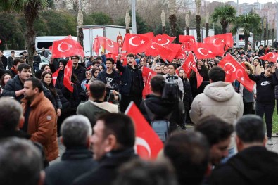 Basaksehir'de Sehadet Yürüyüsü Gerçeklestirildi