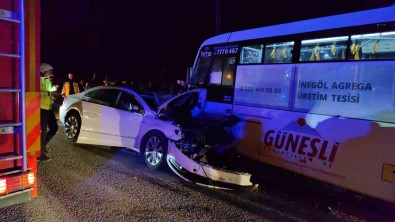 Bursa'da Özel Halk Otobüsü Ile Otomobil Çarpisti Açiklamasi 9 Yarali