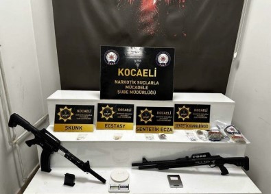 Kocaeli'de Uyusturucu Operasyonu Açiklamasi 3 Tutuklama