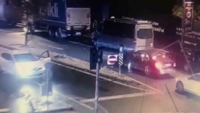 Ünlü Is Adami Serdar Sözbir'e Silahli Saldiri Ani Kamerada