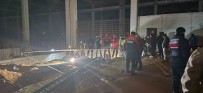 Tekirdag'da Fabrika Insaatinda Göçük Açiklamasi 2 Isçi Toprak Altinda Kaldi