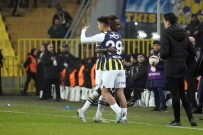 Fenerbahçe'de 18 Yasindaki Efekan Ve Ahmet Necat, Ilk Kez Oynadi