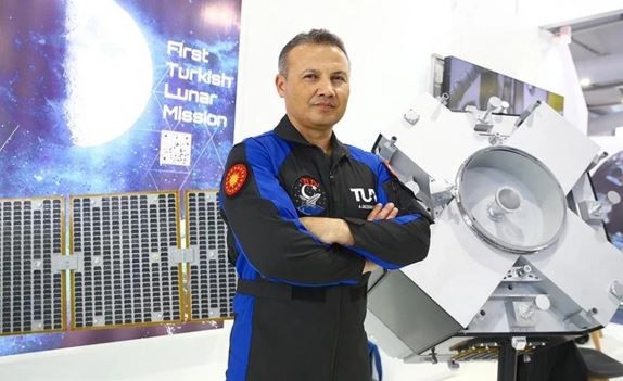Türkiye'nin ilk insanlı uzay yolculuğuna saatler kaldı