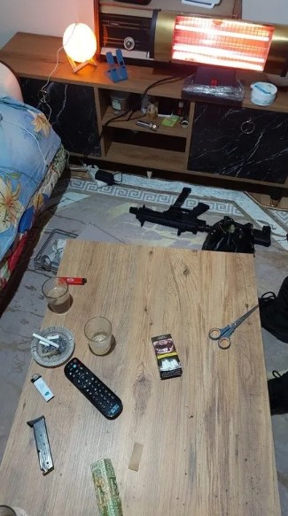 İstanbul’da sevgilisini Uzi ile 4 yerinden vurdu! İfadesi ağızları açık bıraktı!