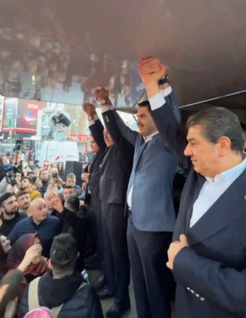 İstanbul Adayı Murat Kurum'dan Esenler'e ziyaret! 'Omuz omuza çalışacağız...'