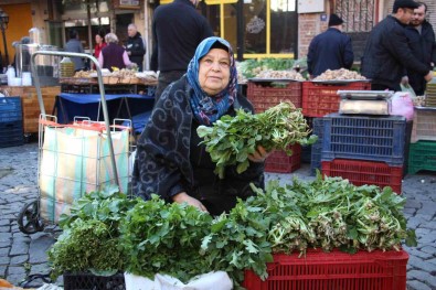 Bu Otlar Sadece Ege Pazarinda Bulunuyor