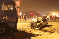 Igdir'da Otomobil Ile Tir Kafa Kafaya Çarpisti Açiklamasi 3 Yarali