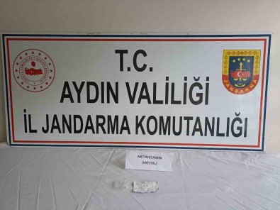 Jandarma Uyusturucuya Geçit Vermedi