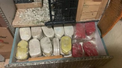 Konya'da narkotik operasyonu! 10 kişi gözaltına alındı