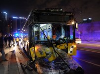 Sisli'de IETT Otobüsü Park Halindeki Hafriyat Kamyonuna Çarpti Açiklamasi 9 Yarali
