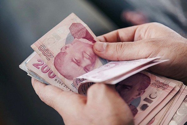 Milyonlarca vatandaşı ilgilendiriyor! Düşük emekli aylığına yeni düzenleme