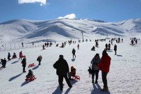 Abali Kayak Merkezi Kayakseverlerin Akinina Ugradi