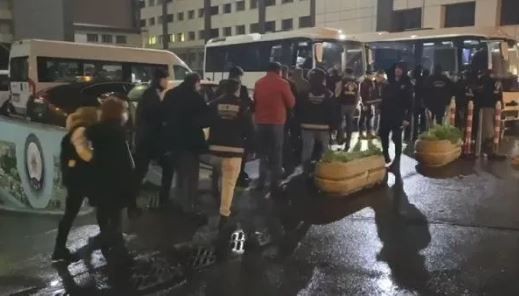 CHP'li Büyükçekmece Belediyesi'ndeki villa vurgununda yeni gelişme! 22 kişi adliyeye sevk edildi