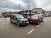 Pazaryeri'nde Meydana Gelen Trafik Kazasinda Sans Eseri Yaralanan Olmadi