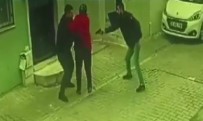 Izmir'de Silahli Kavgada Kadini Kalkan Olarak Kullanmislardi, Tutuklandilar