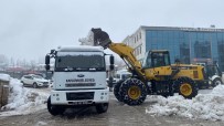 Karliova'da Iki Hafta Içinde 500 Kamyona Yakin Kar Ilçe Disina Atildi Haberi
