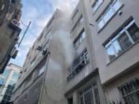 İstanbul'da korkutan yangın: Yaşlı kadın son anda kurtarıldı