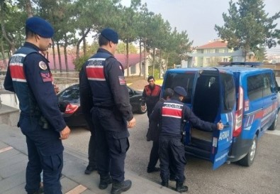 Kesinlesmis Hapis Cezasi Ile Aranan 54 Sahis Yakalandi