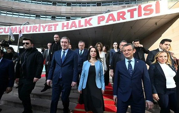CHP'nin DEM aşkı bitmiyor! 2028 için şimdiden söz kestiler